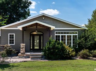 2385 Rose Ln, West Frankfort, IL 62896