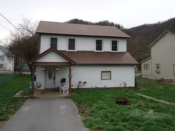 2nd image of 181 Miracle Mountain Rd