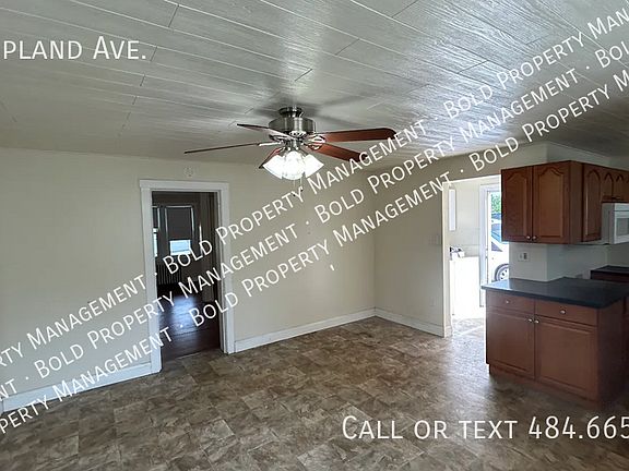 4th image of 998 Upland Ave