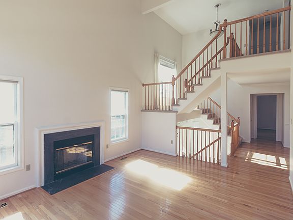 2nd image of 2144 Kings Garden Way