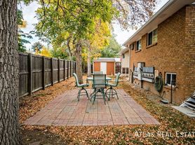 27 Denver Way