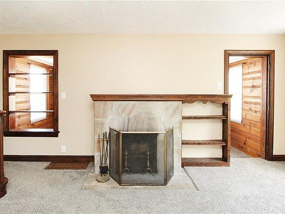 4th image of 10260 Ackley Blvd