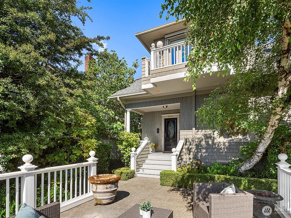 1st image of 1906 10th Avenue E