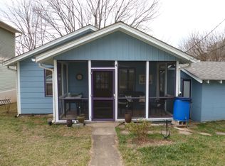 4 Woodrow Pl, Asheville, NC 28801