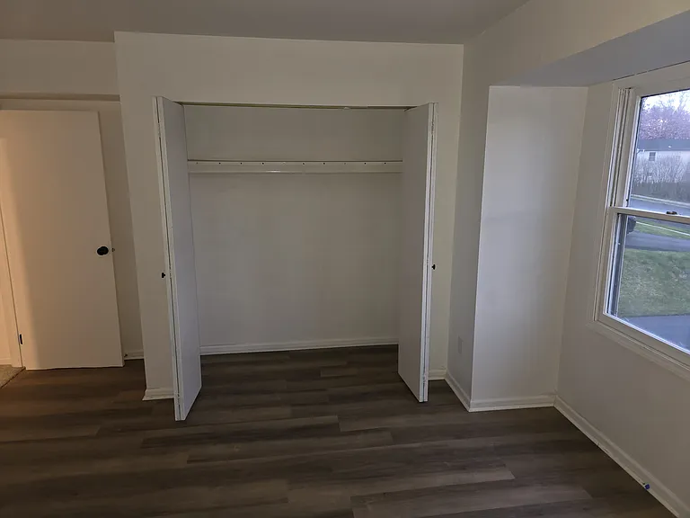 231 Spring House Ln #231 — Photo 2