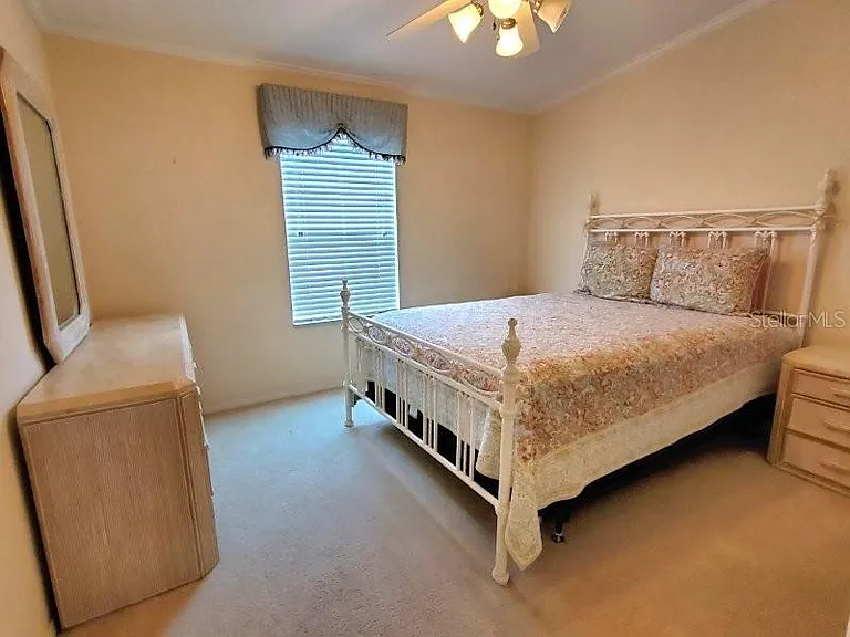 14 Freeman Ave — Photo 31