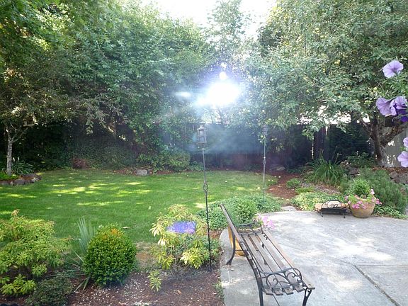 2008 Backyard (new photos soon)