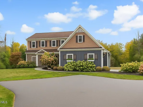 4 Pickett Lane, Rexford, NY 12148