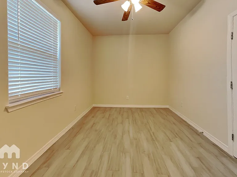 7813 Hanna St — Photo 10