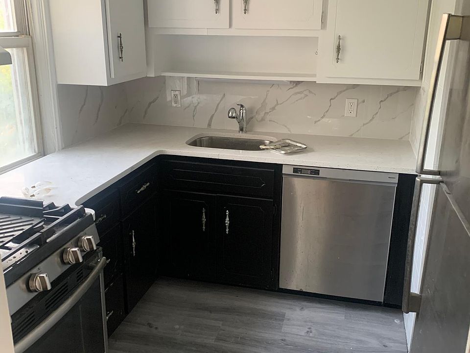 1st image of 214-21 47th Ave