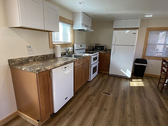 5th image of 50 Parkers Creek Ln