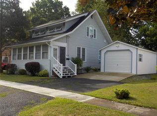 23 Van Cleef St, Seneca Falls, NY 13148