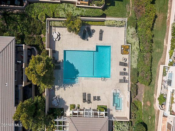 2nd image of 24023 Arroyo Park Dr Unit 18