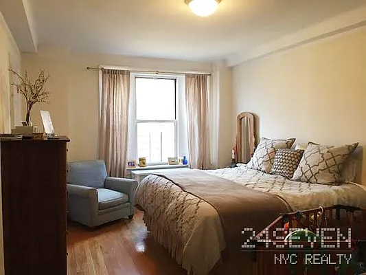 Rented by 24 7 NYC Realty Inc. | media 21