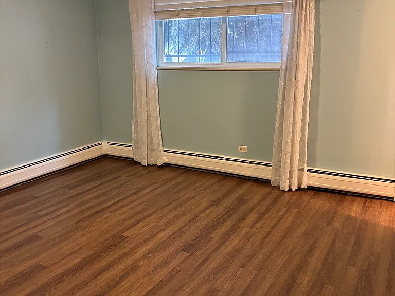 65 N Clarkson St — Photo 7