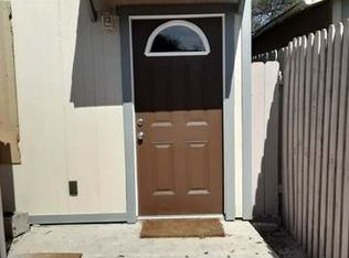 5031 Village Gln, San Antonio, TX 78218