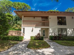 563 Brackenwood Pl, Palm Beach Gardens, FL 33418