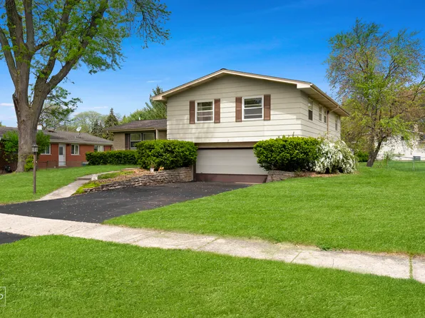 632 Columbine Ave, Lisle, IL 60532