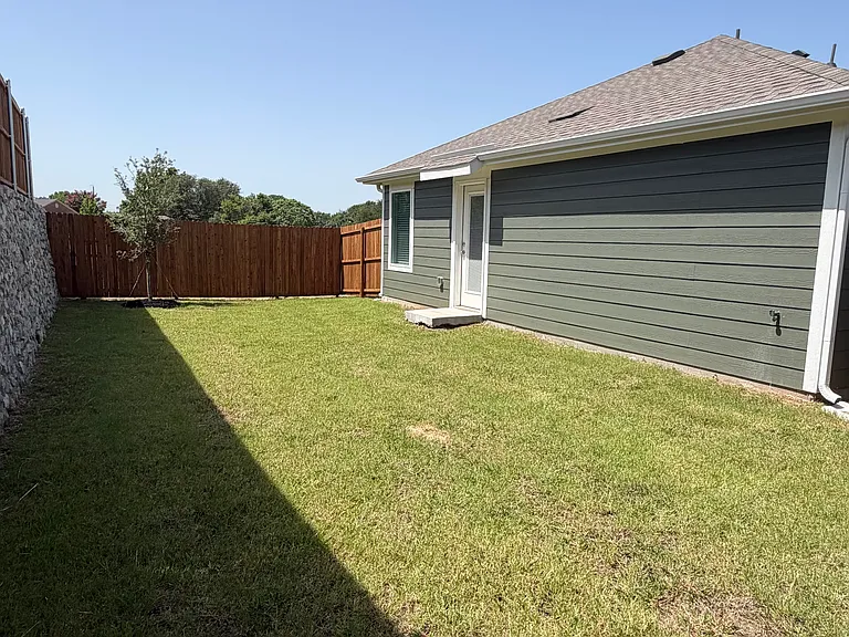2909 Serenity Ln — Photo 4