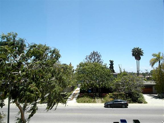 2nd image of 11929 Palms Blvd