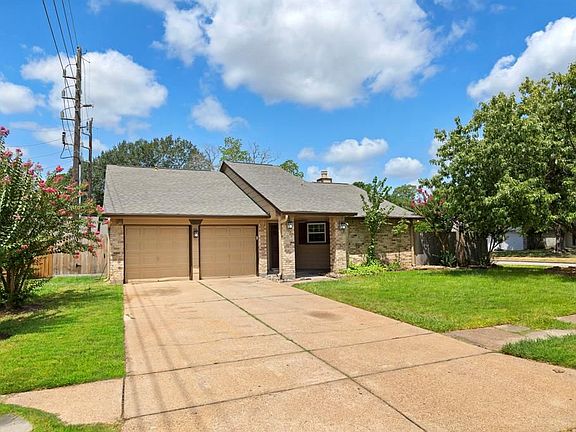 4th image of 21435 Deerhaven Dr