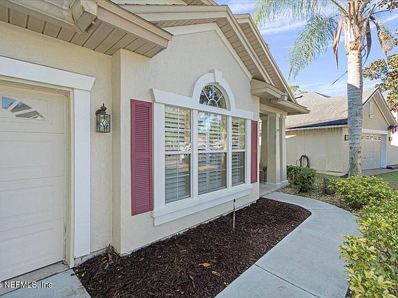 3rd image of 1225 SPLENDID RAVINE Street