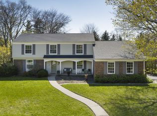1135 Antique Ln, Northbrook, IL 60062
