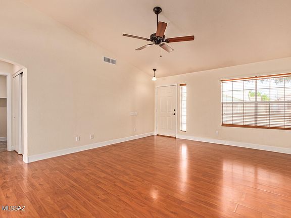 3rd image of 2591 W Camino Del Medrano