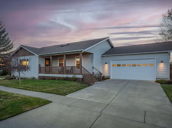 2902 NE Pinnacle Pl, Bend, OR 97701