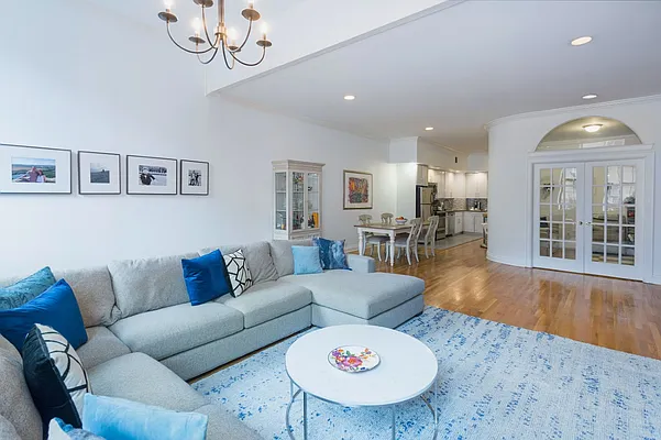 Rented by Douglas Elliman | media 10