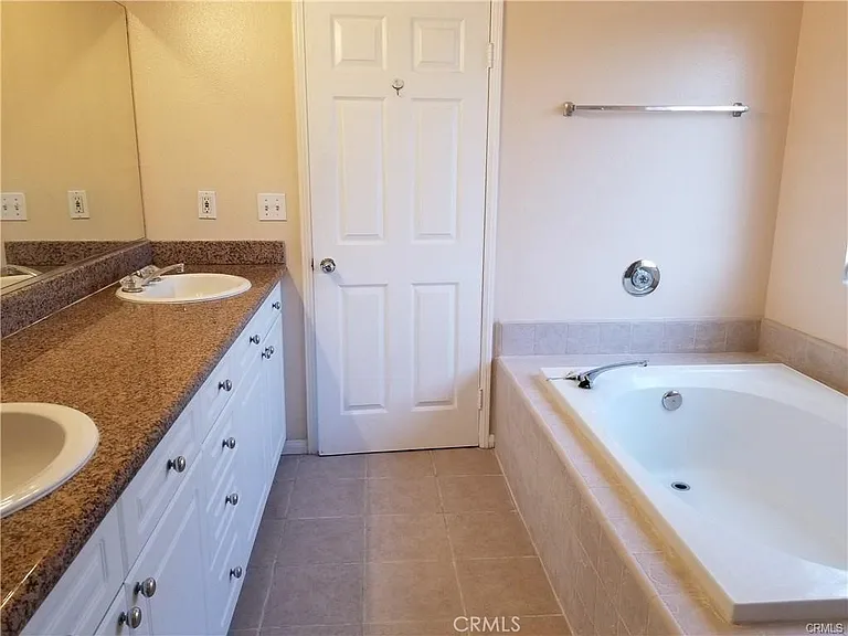 15892 Ocean Ln — Photo 20