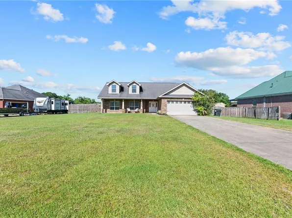 9930 Hall Rd, Grand Bay, AL 36541