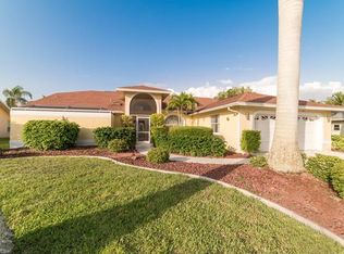 413 Aviation Pkwy, Cape Coral, FL 33904