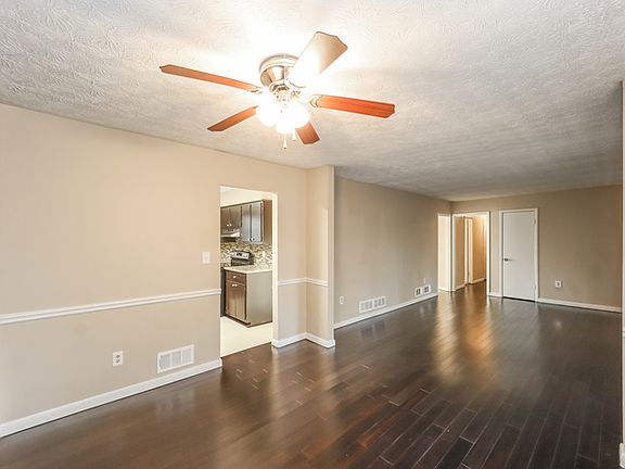 4th image of 3661 Eagle Woods Cir