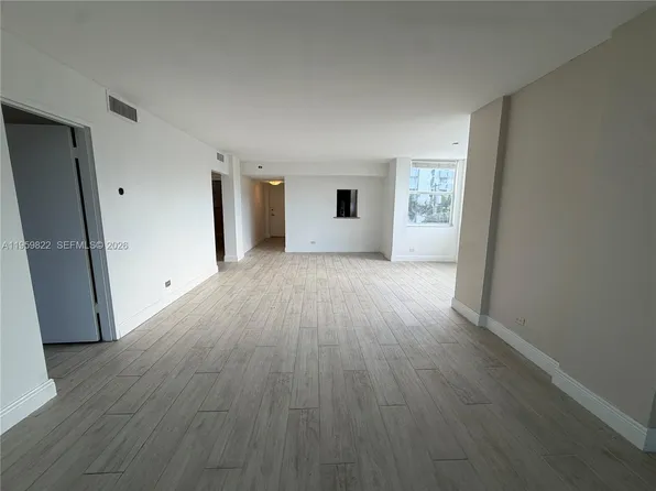 3660 NE 166th St #301-40, North Miami Beach, FL 33160