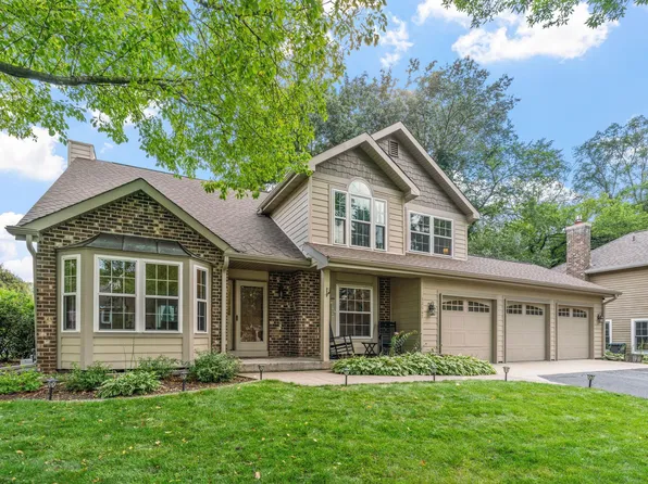 13547 Essex Ct, Eden Prairie, MN 55347