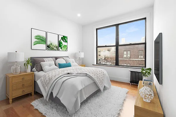 Rented by Empire City Real Estate LLC | media 15