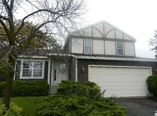 212 Mary Ct, Round Lake Beach, IL 60073