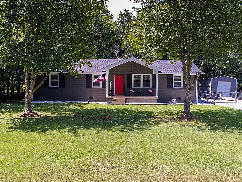 1st image of 6221 N Clearview Dr