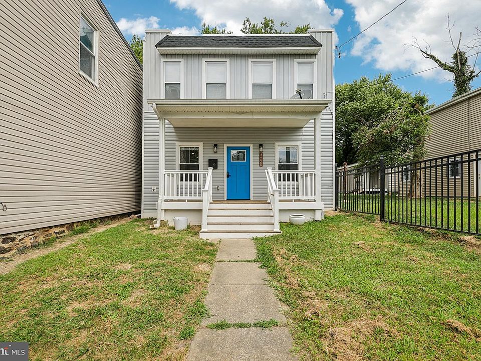 1st image of 3220 Strickland St