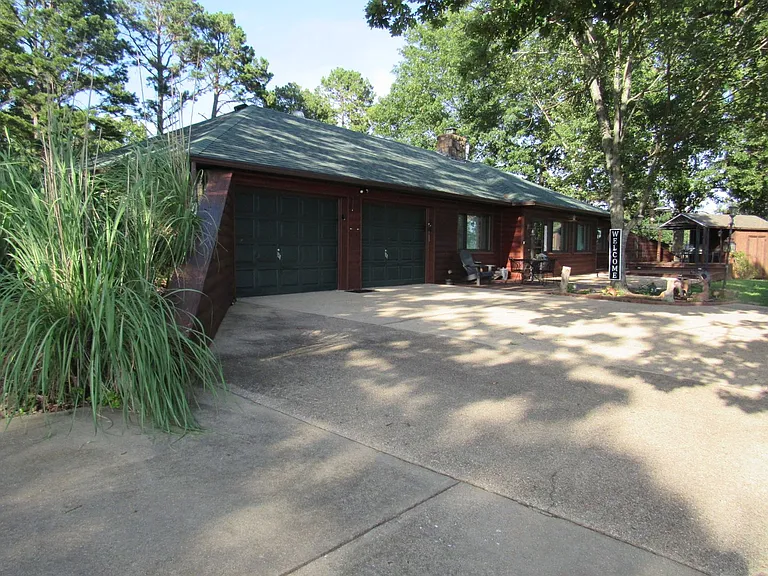 142 Port Niangua Ln — Photo 2