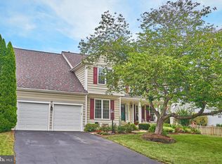 9231 Weathersfield Dr, Bristow, VA 20136