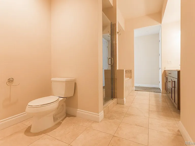 1120 Delaware St #405 — Photo 13
