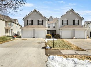 8041 N Lawn Ave, Kansas City, MO 64119