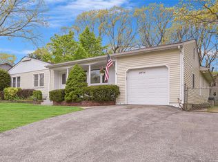 2904 Ocean Ave, Ronkonkoma, NY 11779