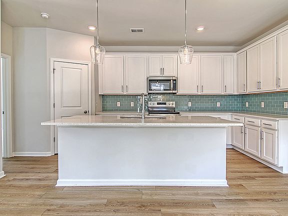 212 Cypress Plantation Road, Homesite 105 Elevation Image 3