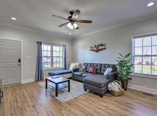 1085 Oglethorpe St #A, Macon, GA 31201