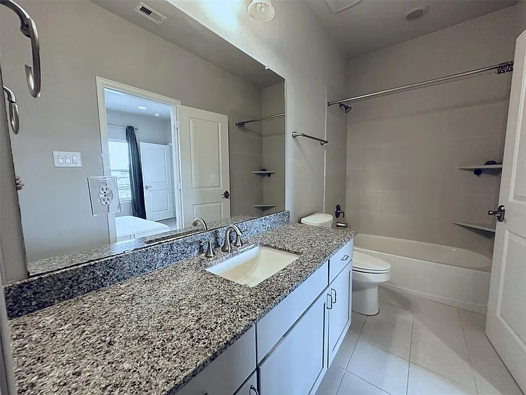 1536 Dian St #C — Photo 26