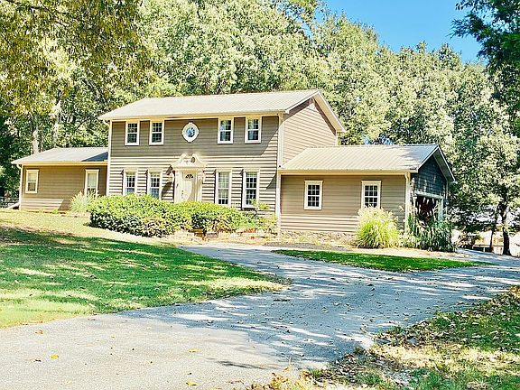2nd image of 6693 Bubbling Springs Rd