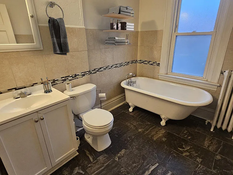 75 Craighead St — Photo 11